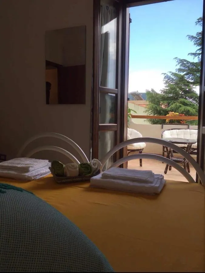 Couette-café B&B Mideri Urzulei