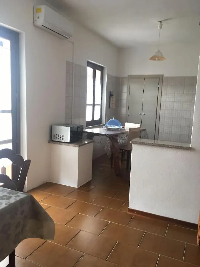 Couette-café B&B Mideri Urzulei